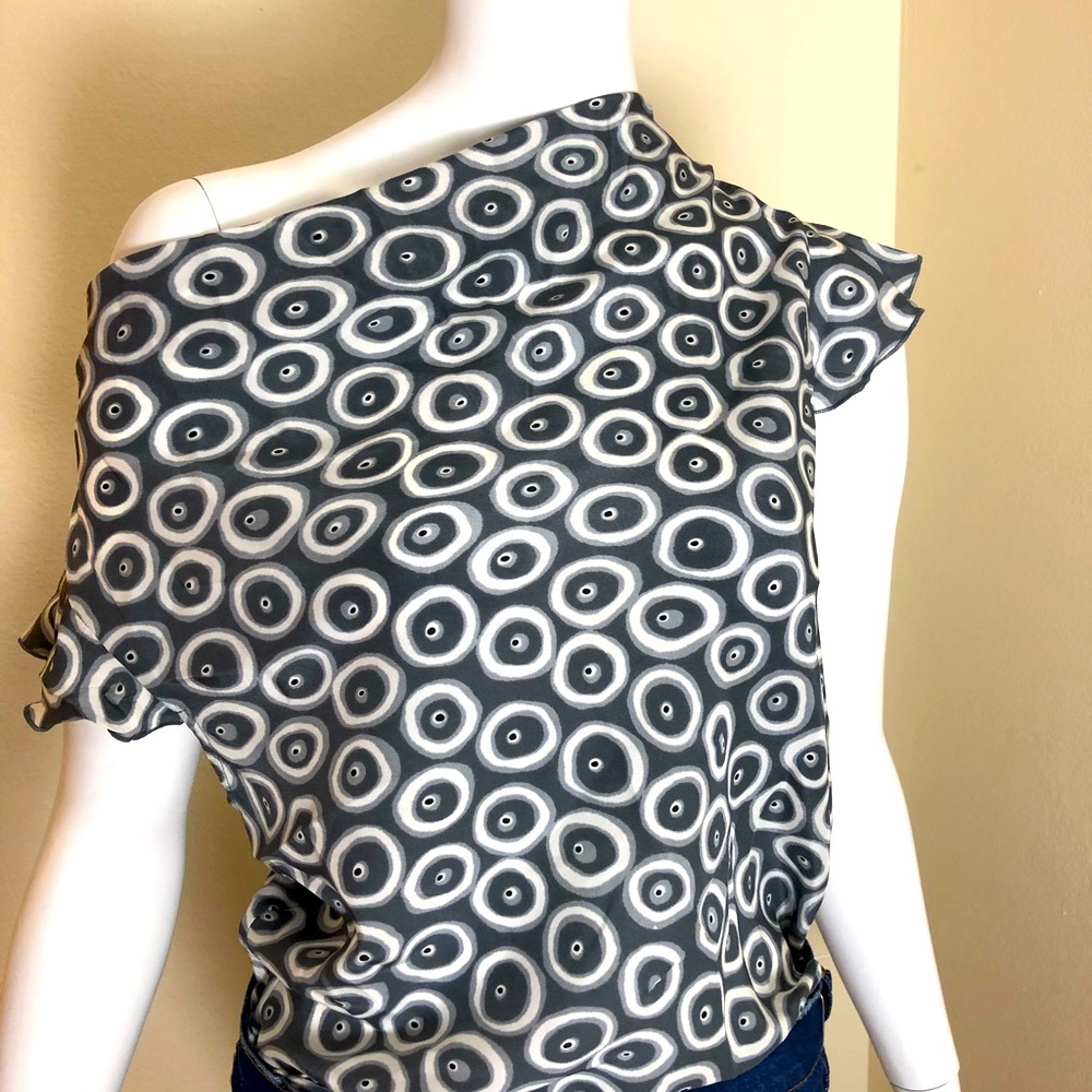 Elegant silk blouse !!